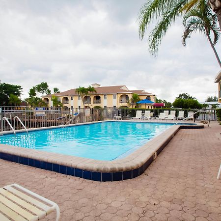 Oyo Waterfront Hotel- Cape Coral Fort Myers, Fl 外观 照片