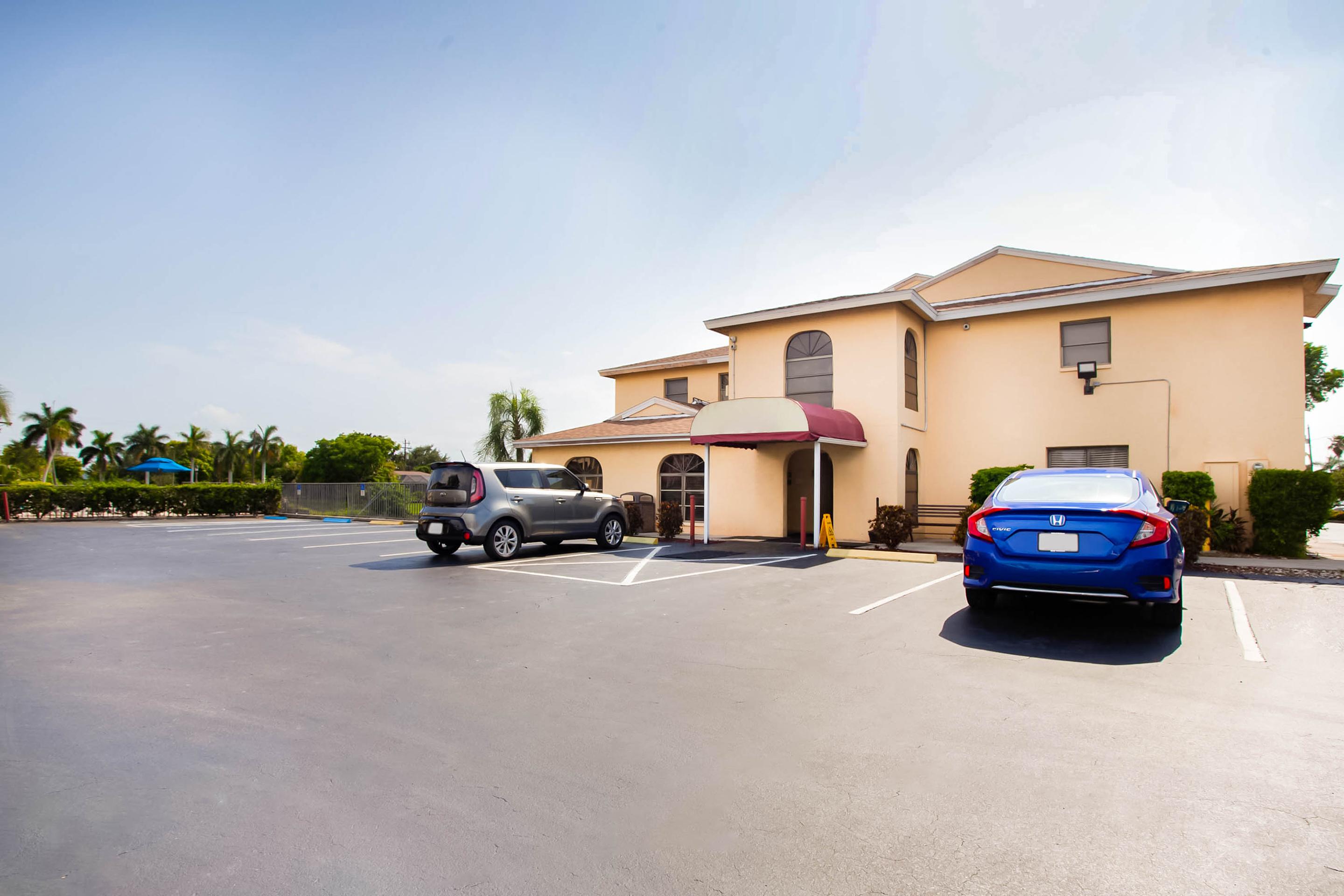 Oyo Waterfront Hotel- Cape Coral Fort Myers, Fl 外观 照片